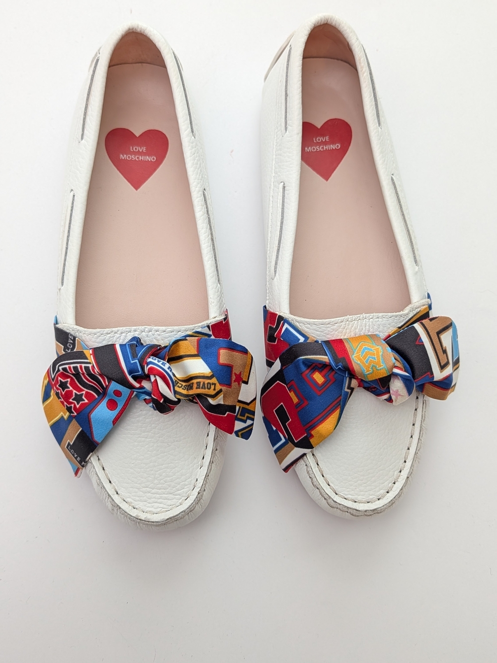 Love Moschino White Leather Bow-Accent Loafers Size 39 8.5